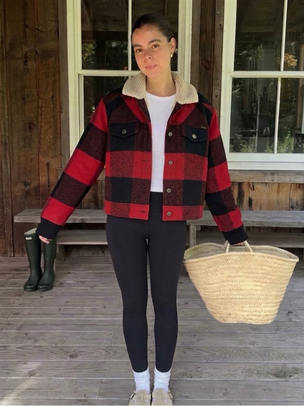 Eddie Bauer Red & Black Plaid Sherpa Lined Jacket Shacket Size Small Cozy Fall